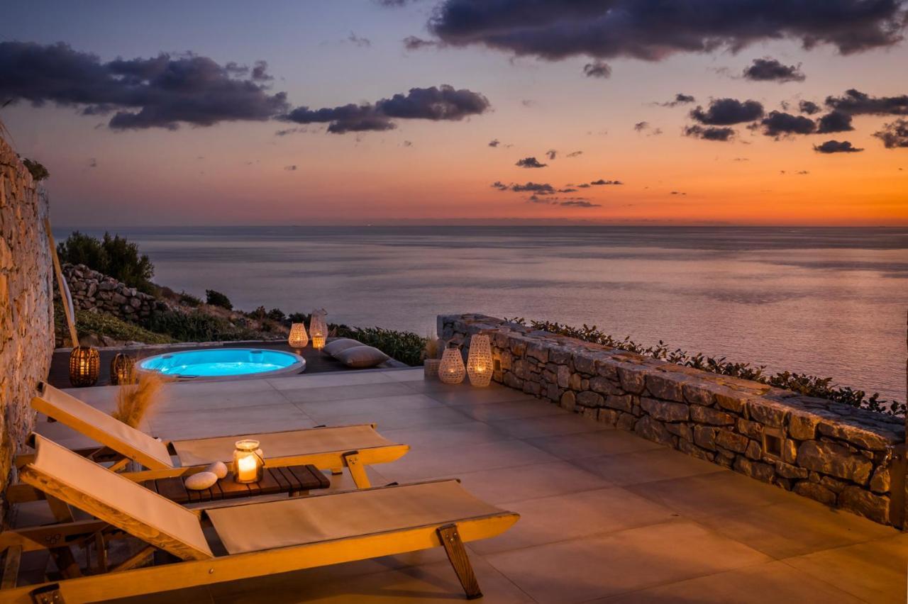 Aria Estate Suites & Spa Ареополі Екстер'єр фото
