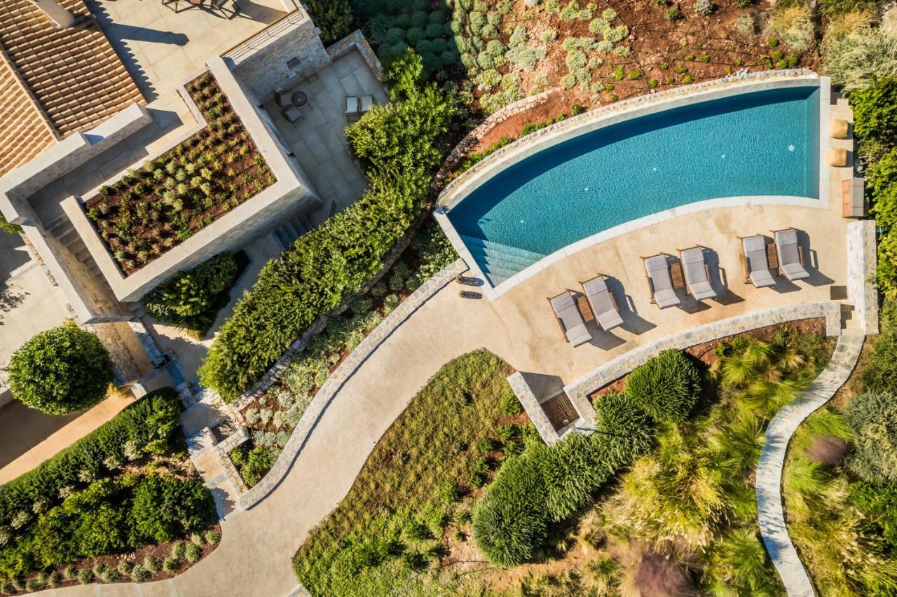 Aria Estate Suites & Spa Ареополі Екстер'єр фото